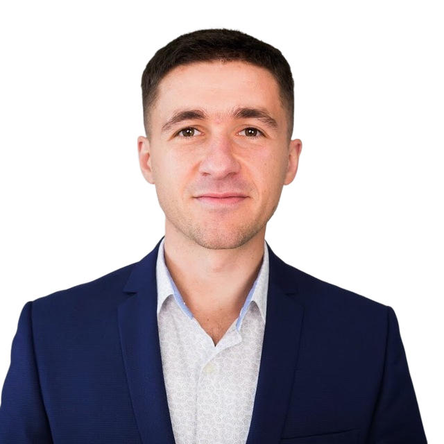 Максим Сезезньов